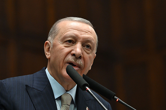 Protivzdušná obrana NATO ve Středomoří zničila íránskou střelu mířící do Turecka