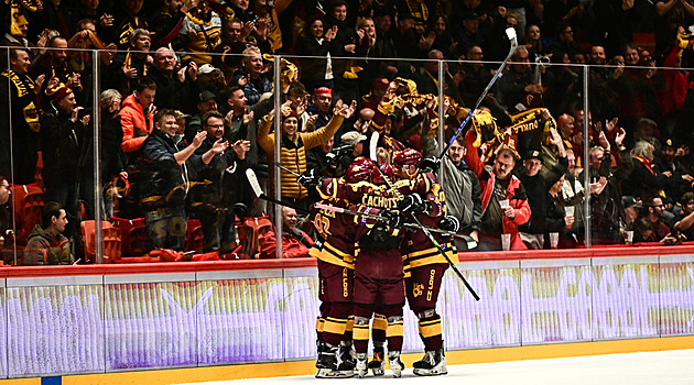 Jihlava je v semifinále prvoligového play off, postup vybojoval i Kolín