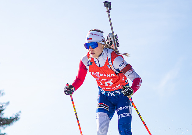 Biatlon ONLINE: Poslední závod sezony, Voborníková bojuje o třetí místo