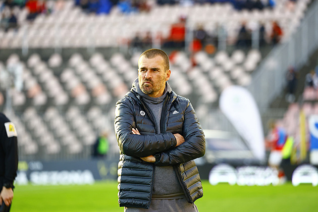 Jihlavské fotbalisty bude zachraňovat Nikl, Opavu přebírá asistent Navrátil