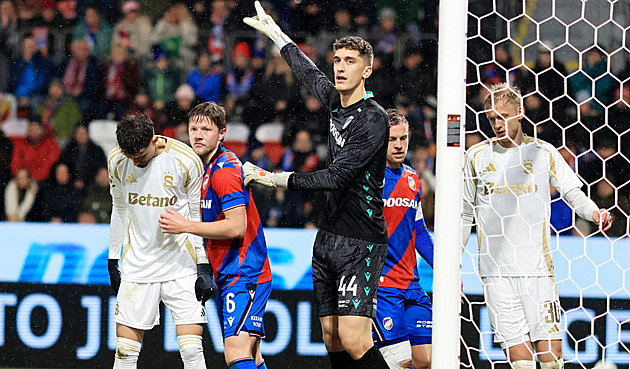 Plzeň si pojistila Wiegeleho. Rakouský brankář dostal smlouvu na další tři roky