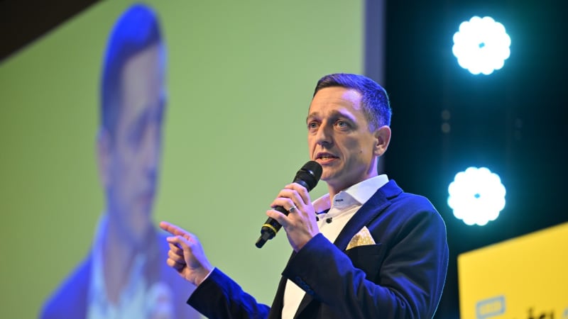 Grolich: Děláme tlustou čáru. Už žádné moralizování ani politiku „kam vítr, tam plášť“