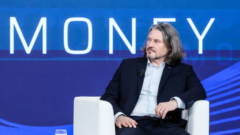 Firma budoucnosti? Lidí z masa a kostí bude mít málo, většina budou AI agenti, říká Kudrna