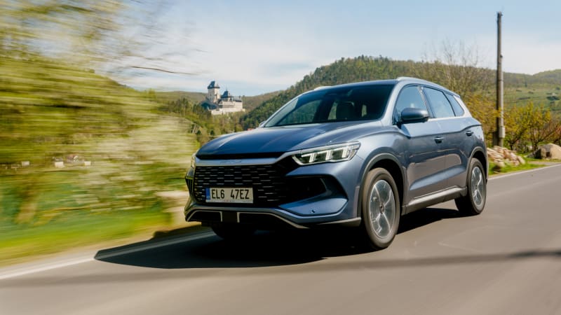 Další nová čínská SUV míří do Česka. BYD chce zatopit škodovkám Elroq a Karoq
