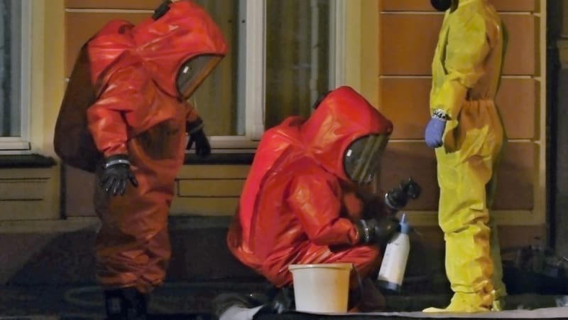 Ebola do Česka? Na cestě je vysoce rizikový člověk, varují USA. Detaily nejsou známy