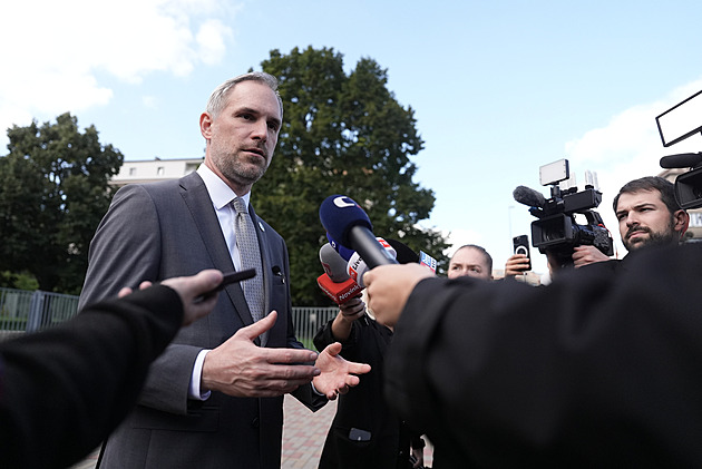 Hřib si drží vliv na dopravu v Praze. Asistenta mu dělá poradce radního Beránka