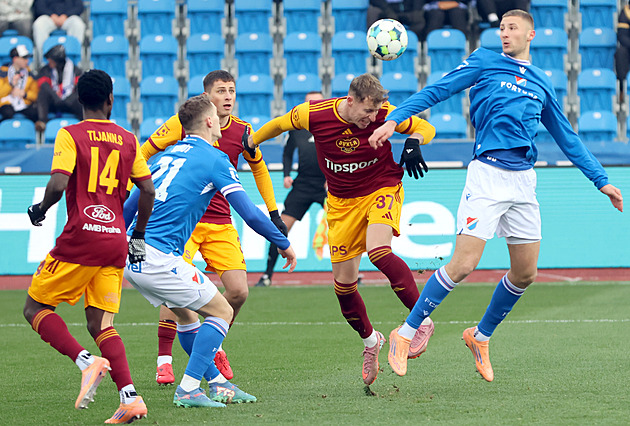 ONLINE: Dukla - Baník Ostrava 0:0, přímo souboj o záchranu, kdo sestoupí z ligy?