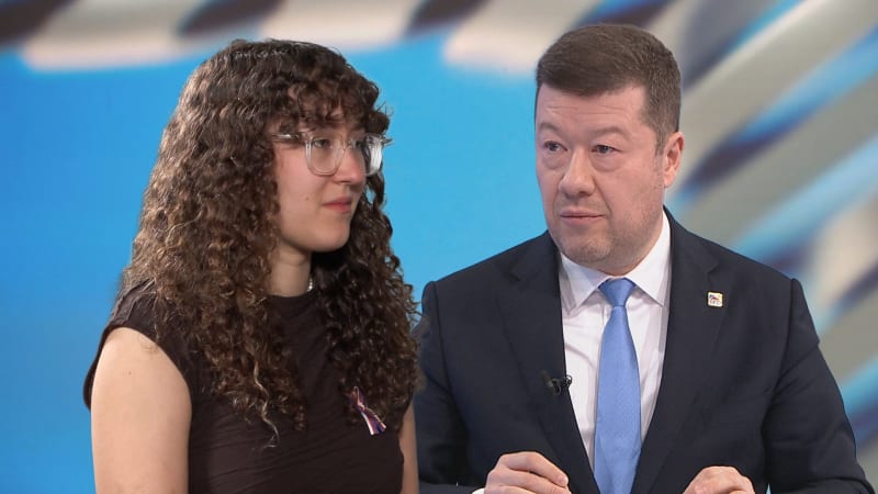 Smejkalová si za ostrým výrokem k Okamurovi stojí, byl prý na místě. Šéf SPD reagoval nečekaně