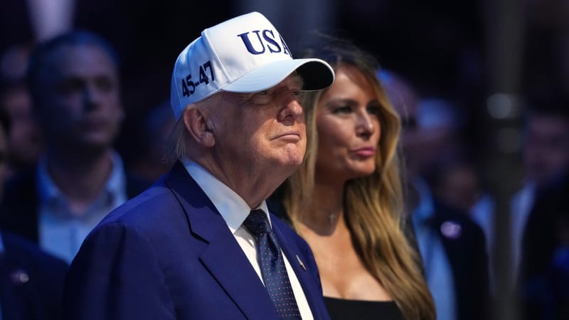 Trumpova oslava narozenin: Bojovníci v kleci u Bílého domu, stíhačky a dav skandující „USA“