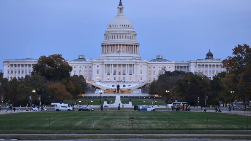 Americký senát chce konec války s Íránem. Z Trumpových snah o mír mají obavy i Republikáni