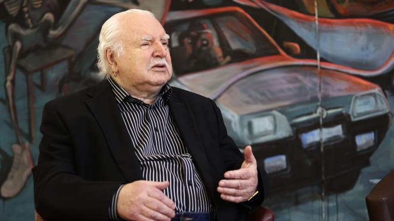 Detaily rozloučení s Milanem Knížákem: Vdova oznámila termín. Veřejné vystavení rakve odmítla
