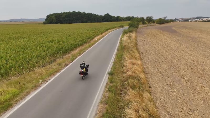 Rekordman na legendárním Simsonu: Motorkář viděl Mexiko i Šanghaj, z Česka nevytáhl paty