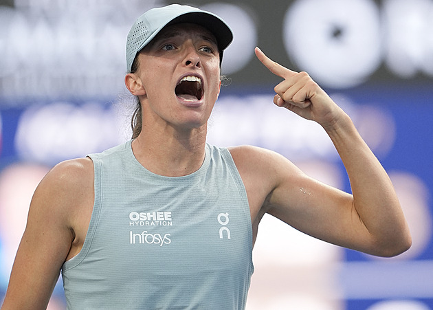 Vítězství nad lží a nenávistí. Naštvaná Šwiateková získala trofej a setřela kritiky